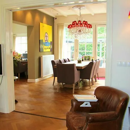 Villa Royal *
