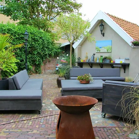 Villa Royal *